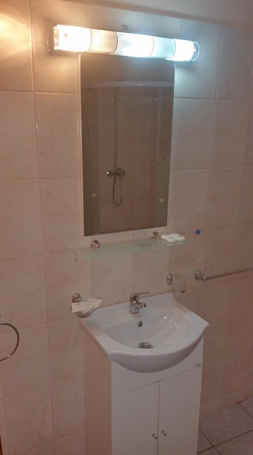 דבה Motel Restaurant Lowe מראה חיצוני תמונה
