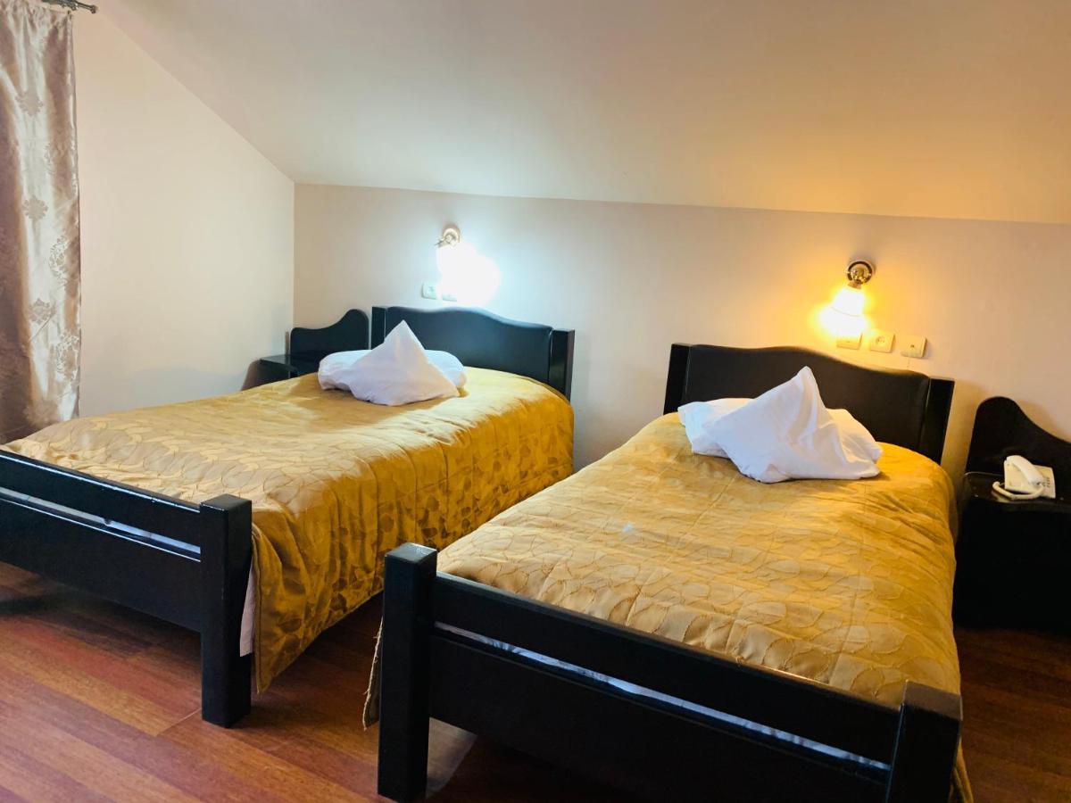 דבה Motel Restaurant Lowe מראה חיצוני תמונה